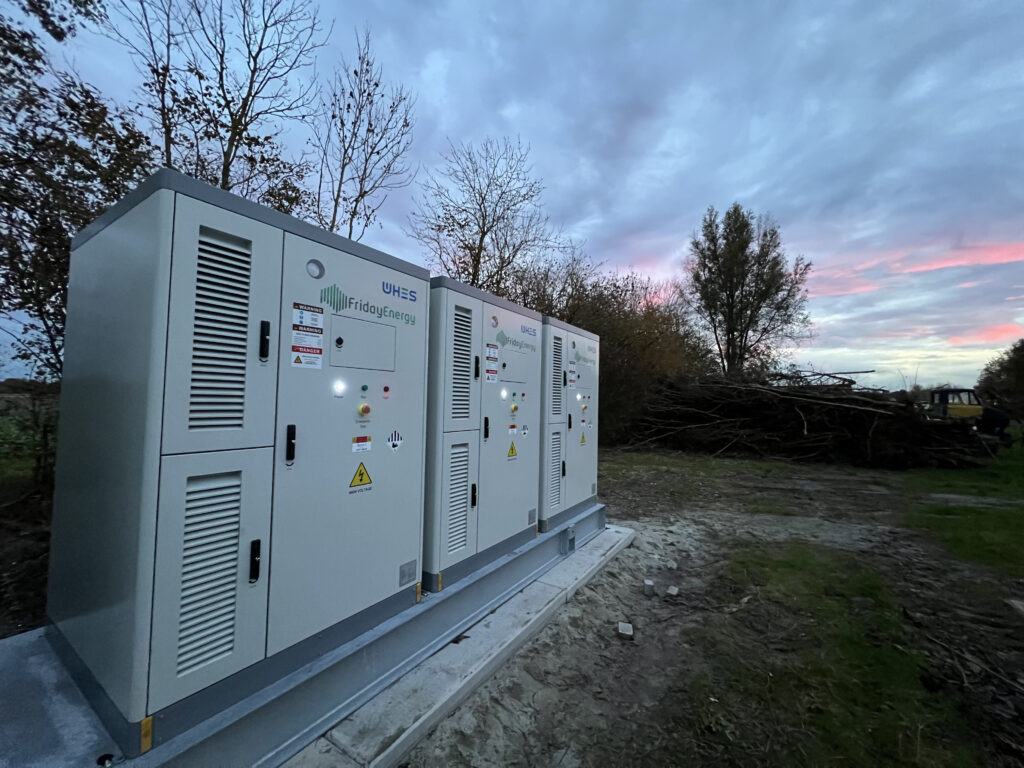 Friday Battery-opstelling, ter illustratie bij de case van Conmedra