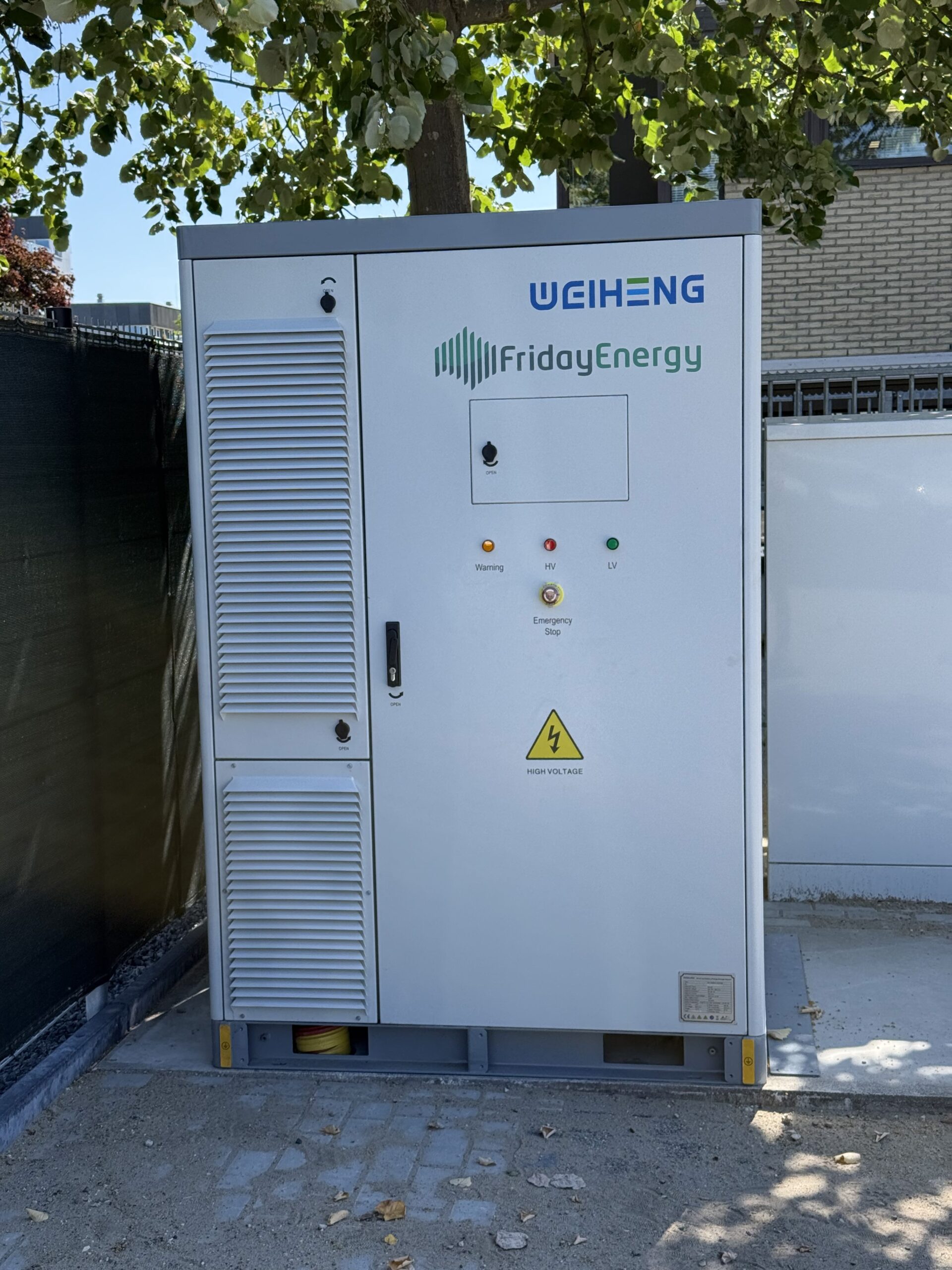Friday Battery opstelling op het DotSlash-terrein in Utrecht